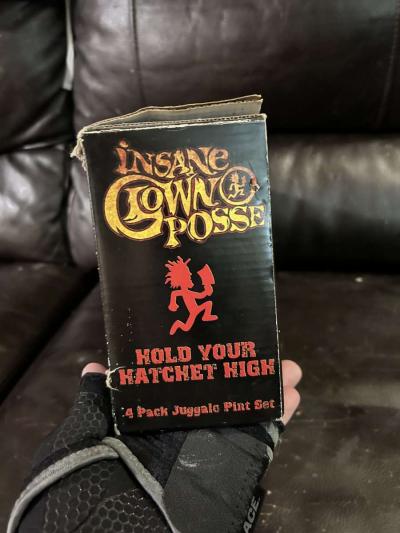 4 Set Hatchetman Pint Glasses - Thumbnail 4