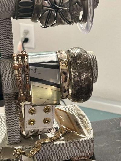 estate mystery jewelry jars - Thumbnail 3