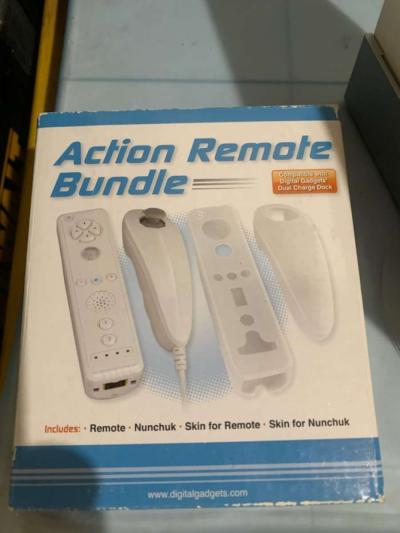 Nintendo Wii - Thumbnail 5