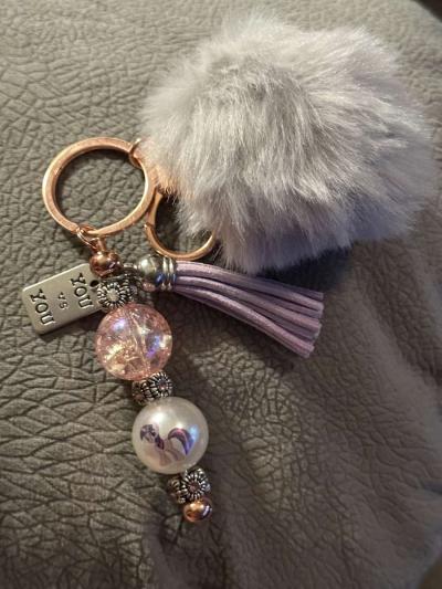 womens keychains SOLD SEPARATE - Thumbnail 3