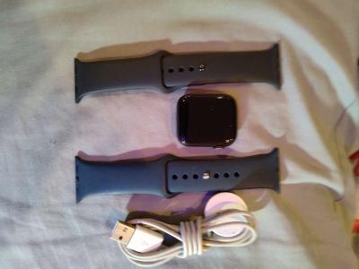 Apple Smartwatch series SE - Seattle, Washington