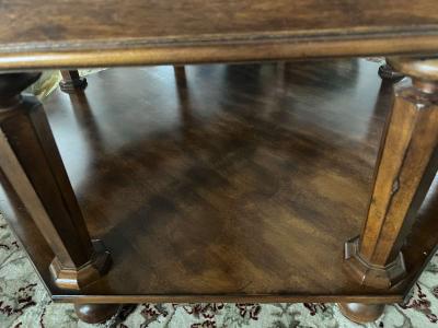 Elegant Wooden Octagon Shaped Coffee Table - Thumbnail 4