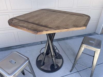 tall bar style table - Thumbnail 2