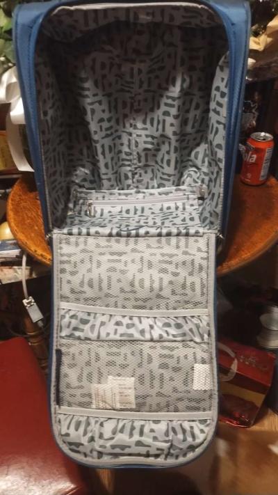 The skyway Luggage Co - Thumbnail 4