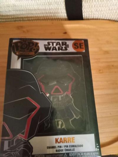 collectible Star war pins - Thumbnail 2