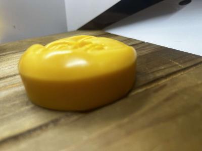 Handcrafted Honey and Turmeric soap bar - Thumbnail 2