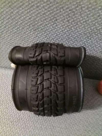 brand New Schwinn tire - Thumbnail 4