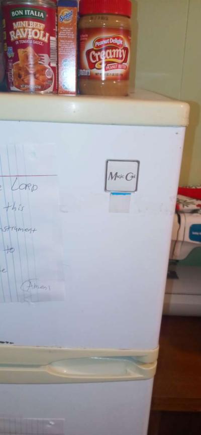 Magic Chef refrigerator - Thumbnail 2