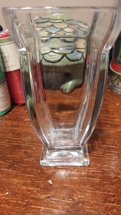 assorted flowers vases - Thumbnail 2