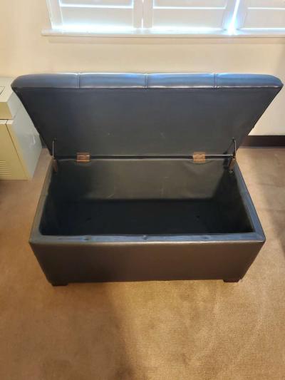 Storage Ottoman - Thumbnail 3