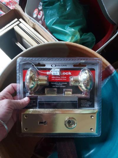 skeleton key lock knobs plate - Thumbnail 2