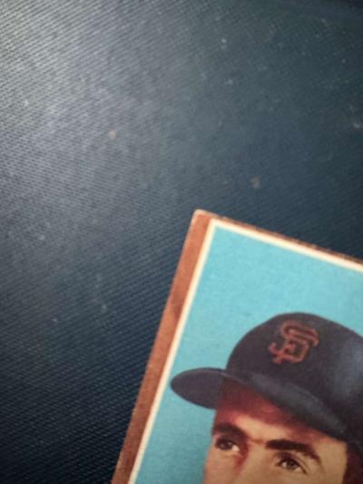 Gaylord Perry Baseball Card Topps 199 - Thumbnail 3