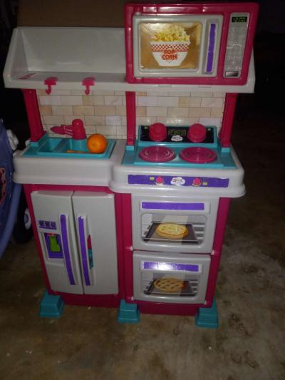girl  toys baby stuff - Alicia, Arkansas