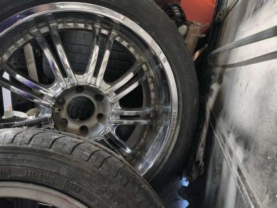 four tires onrims - Thumbnail 3