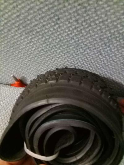 brand New Schwinn tire - Thumbnail 2
