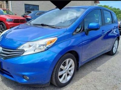 Nissan versa 4 door hatchback