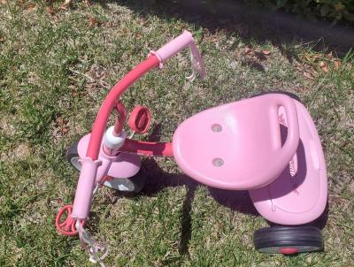 Radio Flyer tricycle - Thumbnail 2