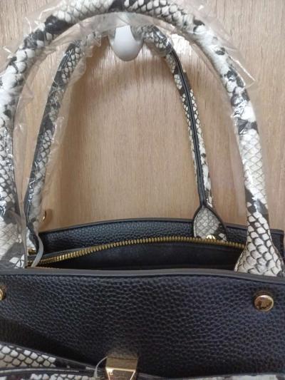 Like Dreams NWT unique purse - Thumbnail 4