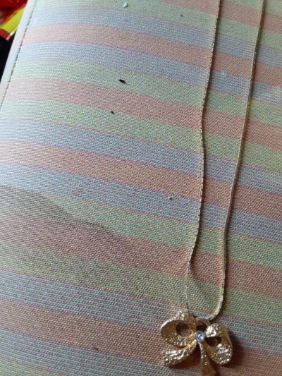 14 k bow necklaces new