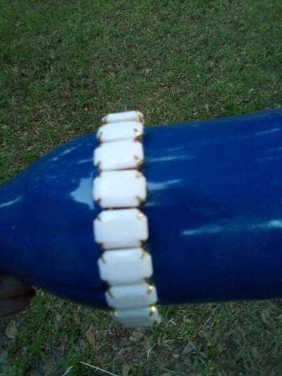 stretchy white square stone bracelet - Thumbnail 2