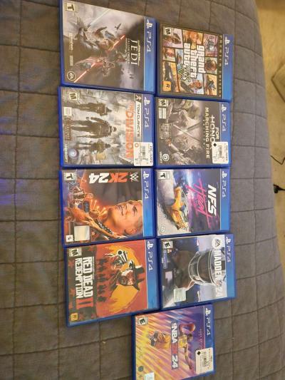 ps4 games and charging station - Thumbnail 2