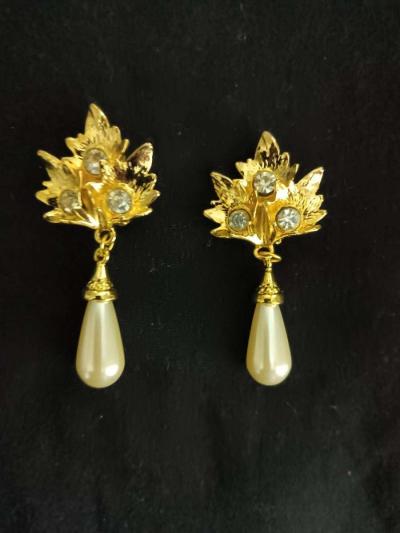 Vintage Love Knots Earrings - Thumbnail 2