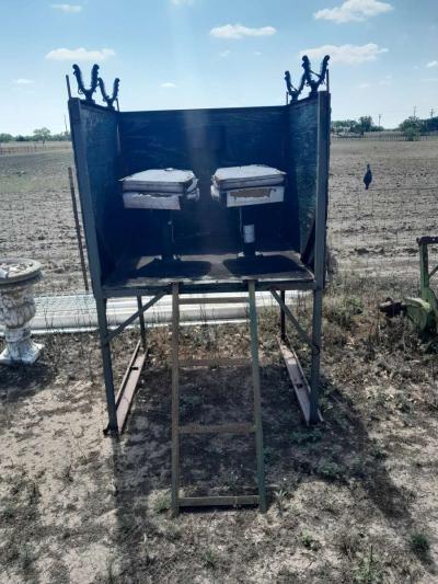 hunting rack - Thumbnail 2