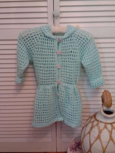crocheted hoodie with puff flowers and heart wood buttons - Thumbnail 4