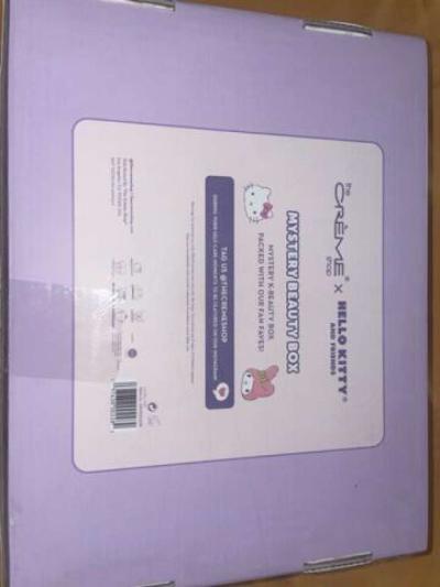 Hello Kitty Beauty Box - Thumbnail 3