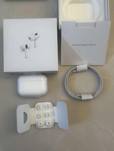 Airpod Pros Gen 2 - Thumbnail 2