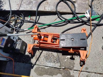 transmission jack - Thumbnail 2