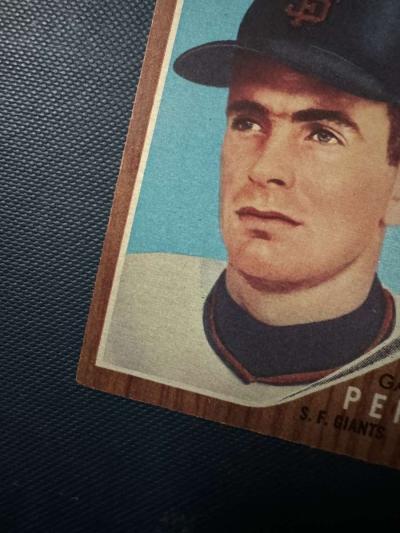 Gaylord Perry Baseball Card Topps 199 - Thumbnail 6