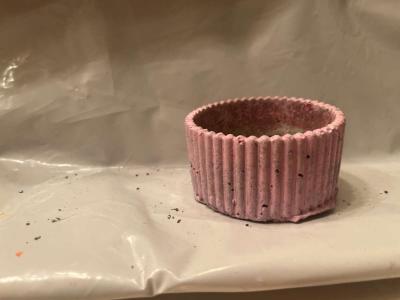 pots with plant - Thumbnail 6