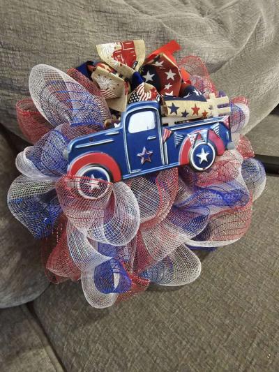 mini mesh wreath 4th of July - Thumbnail 3