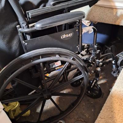 all in great condition make me an offer and I can deliver - Thumbnail 3