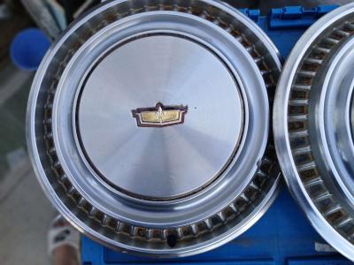 cutlass caprice rims - Thumbnail 2