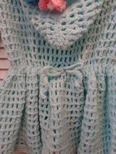 crocheted hoodie with puff flowers and heart wood buttons - Thumbnail 6