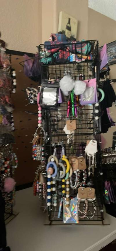 handmade jewelry and more - Thumbnail 4