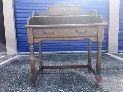 Athens table company Secretary - Thumbnail 3