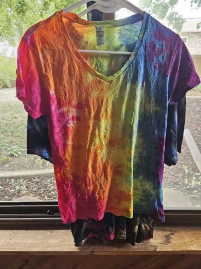 v neck or reg - Thumbnail 2