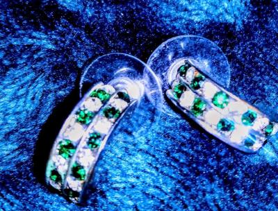green and white Austrian crystal earrings - Thumbnail 3