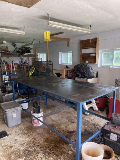 Large Wielding Table