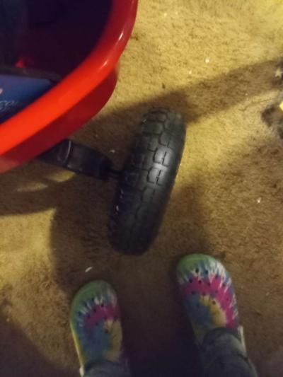 Schwinn wagons need to go - Thumbnail 2