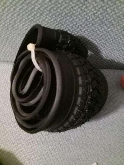 brand New Schwinn tire - Thumbnail 5