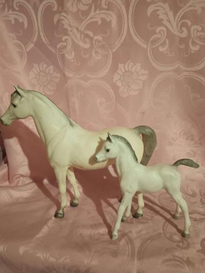 breyer Arabian mare and her foal - Thumbnail 3