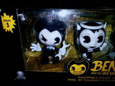 collector items Bendys never opened gothic teenager figures - Thumbnail 4