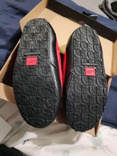 The North Face Mens Size 8 ThermoBall Traction - Thumbnail 2