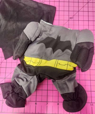 Dog Batman Costume Size S Never Worn - Thumbnail 2