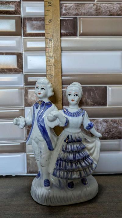 Slovak Ceramic Figurine Man And Woman In Traditional Dress W - Thumbnail 2