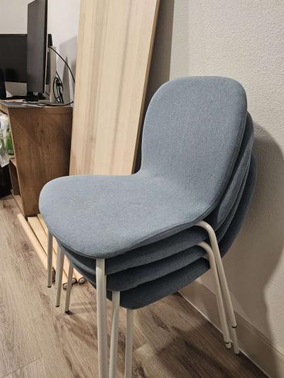 Dining Room Table and Chairs - Thumbnail 5